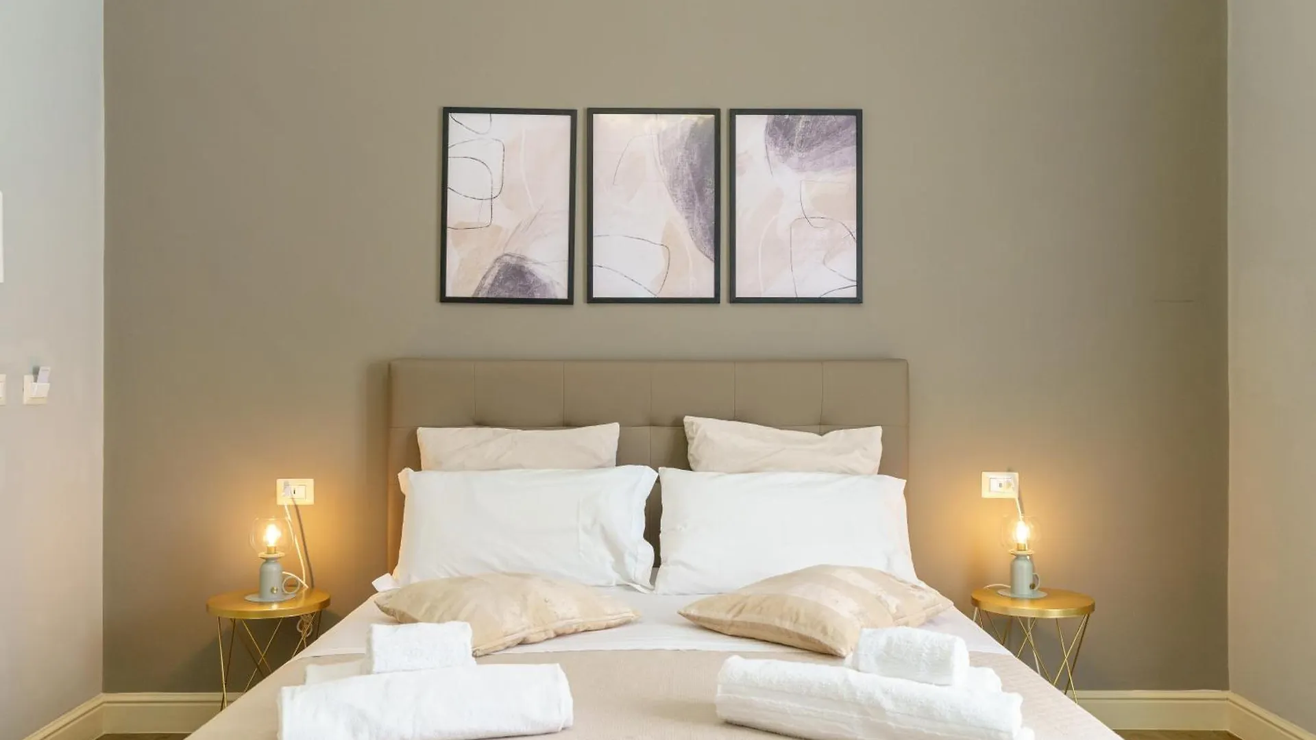 Bed and Breakfast La Finestra Sul Duomo CTA