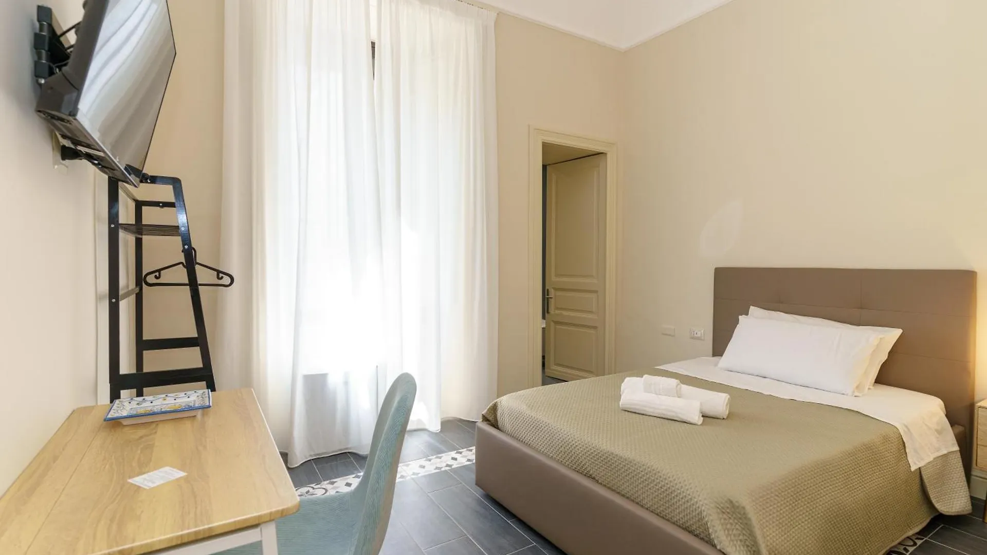 Bed and Breakfast La Finestra Sul Duomo CTA